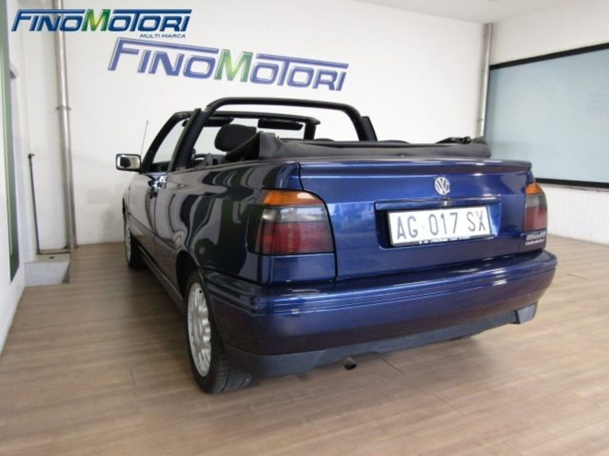 Volkswagen Golf Cabrio 1.6 cat Avantgarde (14)