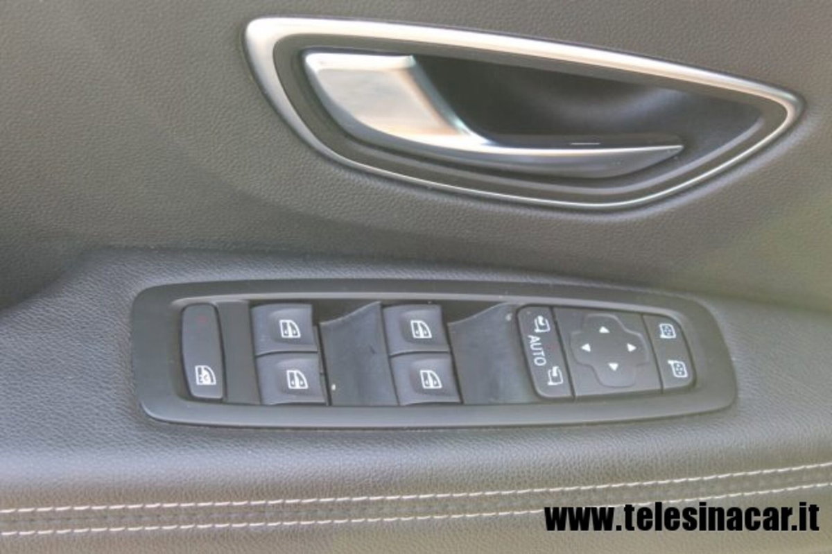 Renault Scenic E-Tech Electric 1.9 dCi Confort Dynamique (20)