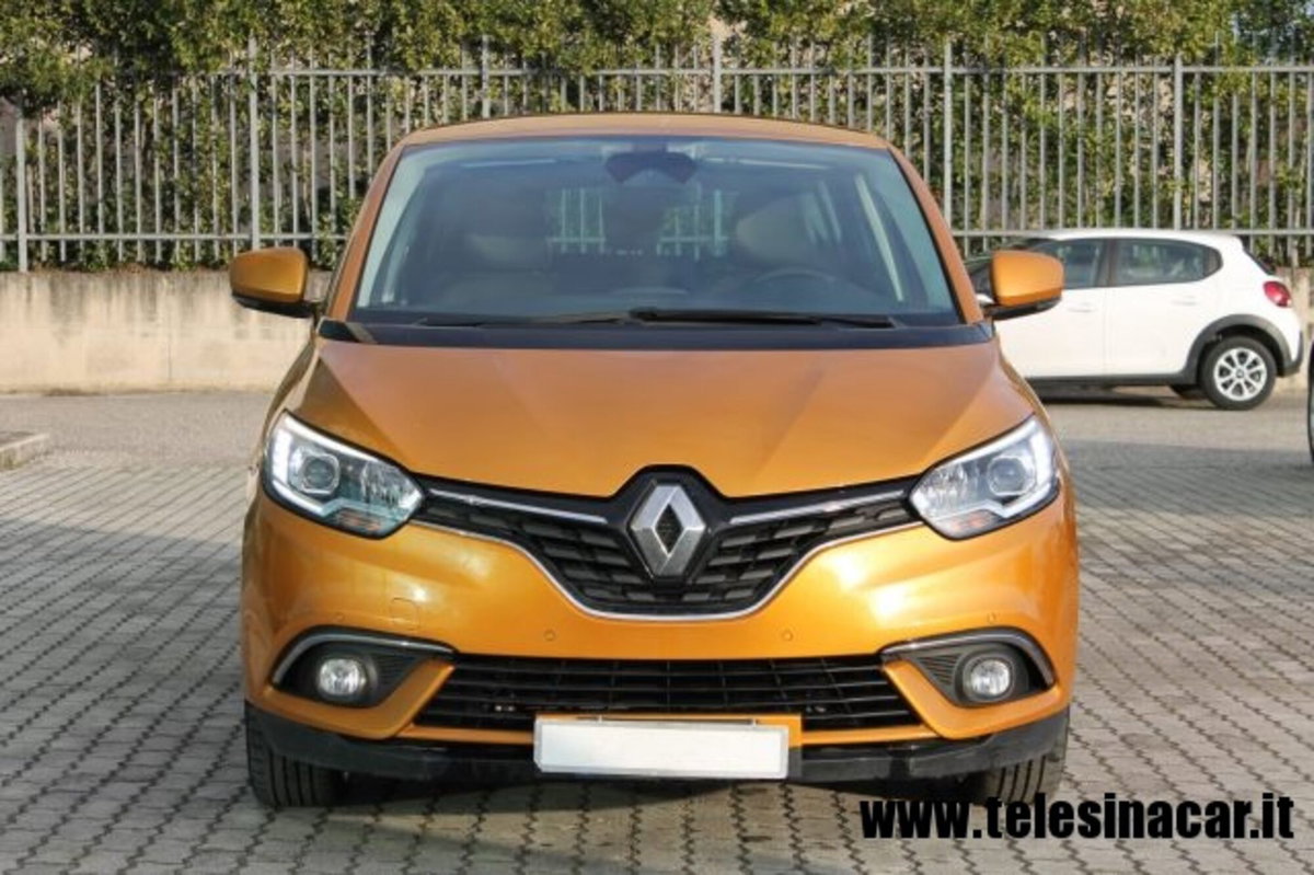Renault Scenic E-Tech Electric 1.9 dCi Confort Dynamique (3)