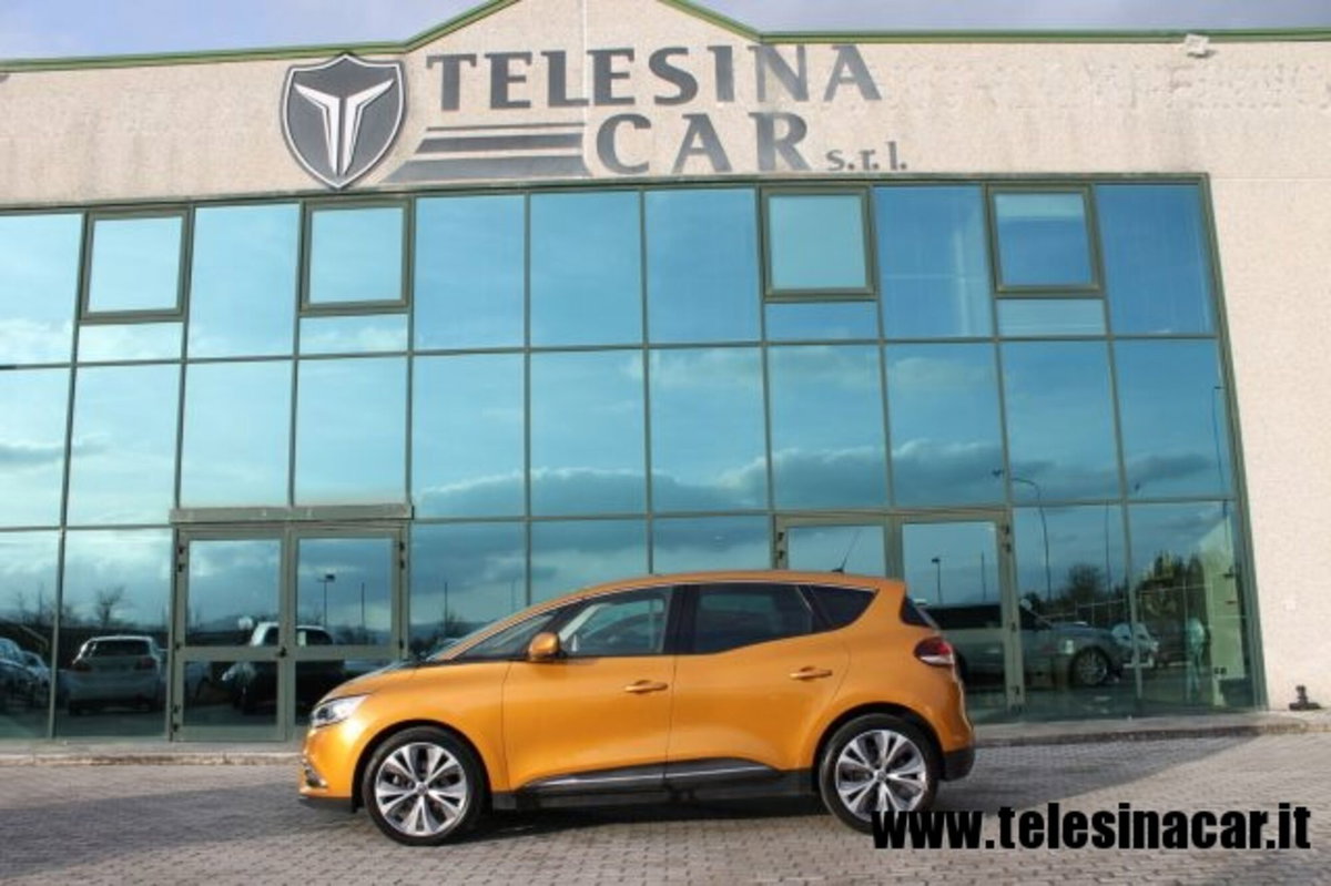 Renault Scenic E-Tech Electric 1.9 dCi Confort Dynamique (5)