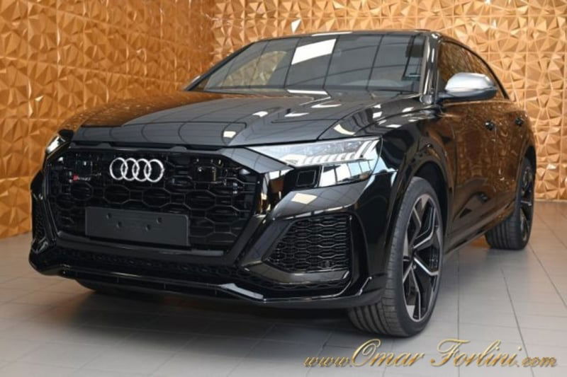 Audi RS Q8 Q8 4.0 mhev quattro tiptronic