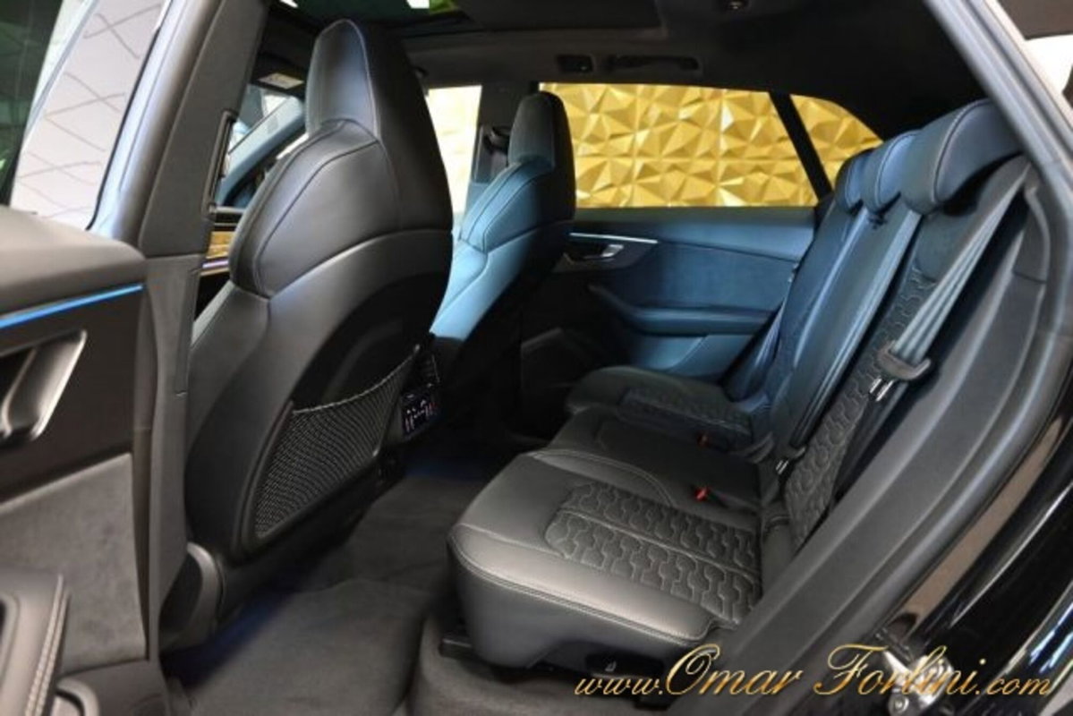 Audi RS Q8 Q8 4.0 mhev quattro tiptronic (12)