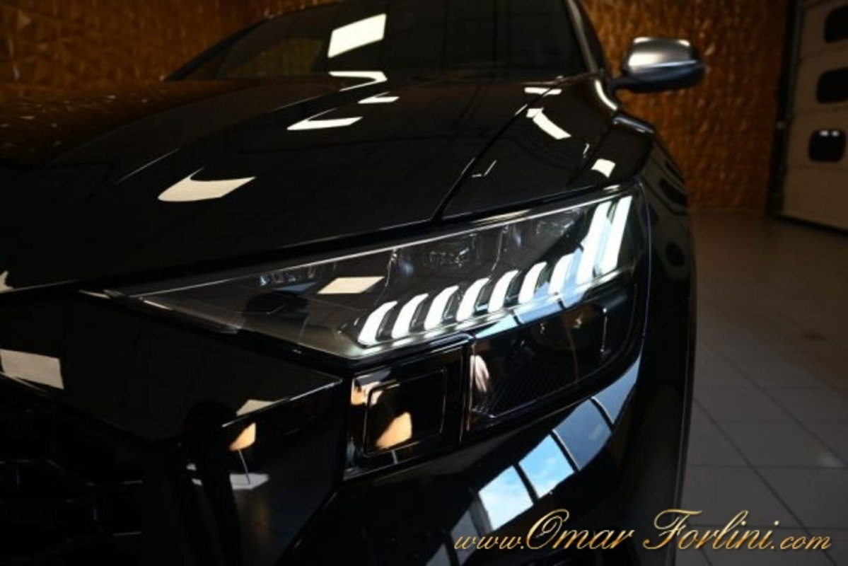 Audi RS Q8 Q8 4.0 mhev quattro tiptronic (14)