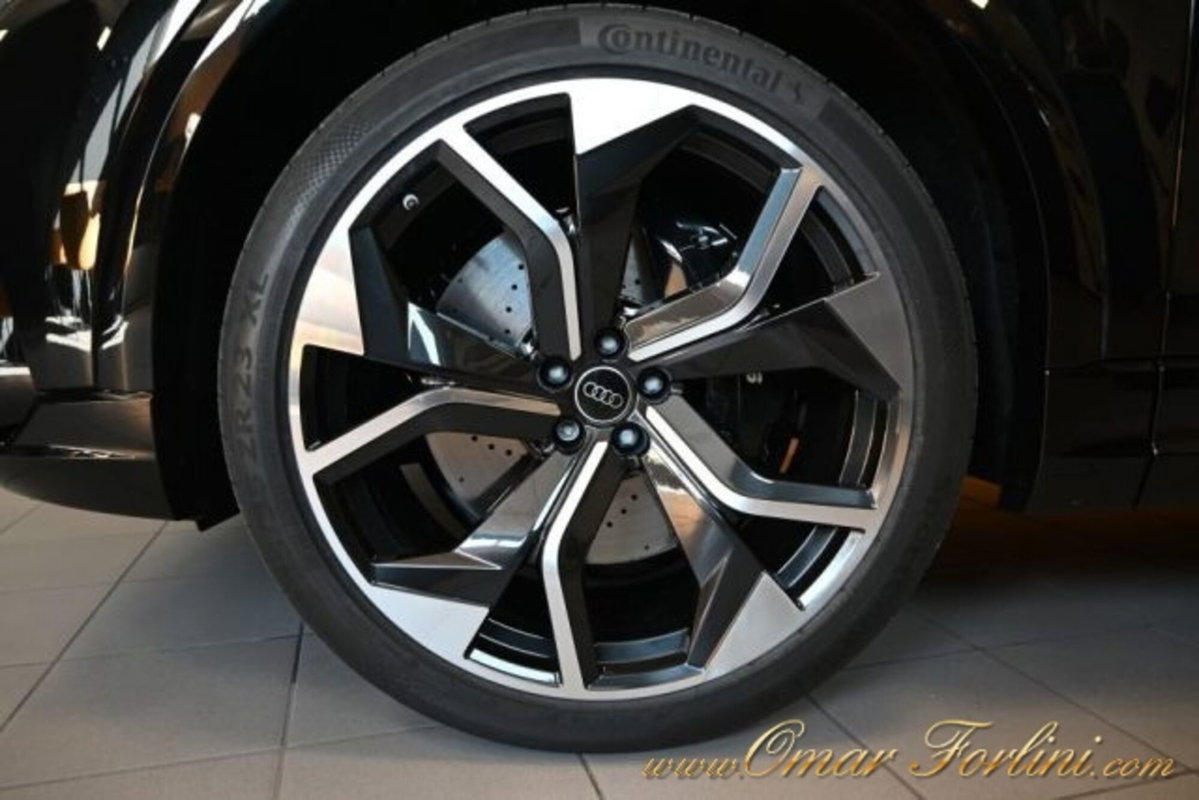 Audi RS Q8 Q8 4.0 mhev quattro tiptronic (15)