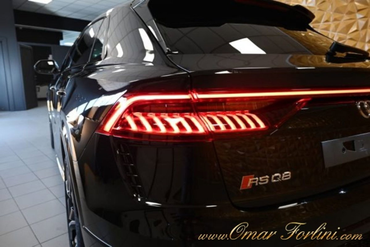 Audi RS Q8 Q8 4.0 mhev quattro tiptronic (19)