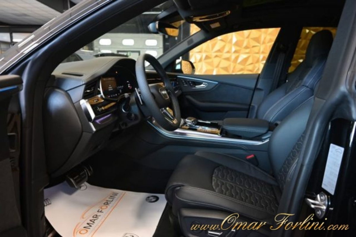 Audi RS Q8 Q8 4.0 mhev quattro tiptronic (9)
