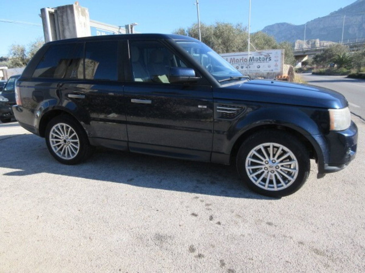 Land Rover Range Rover Sport 3.0 SDV6 HSE (3)