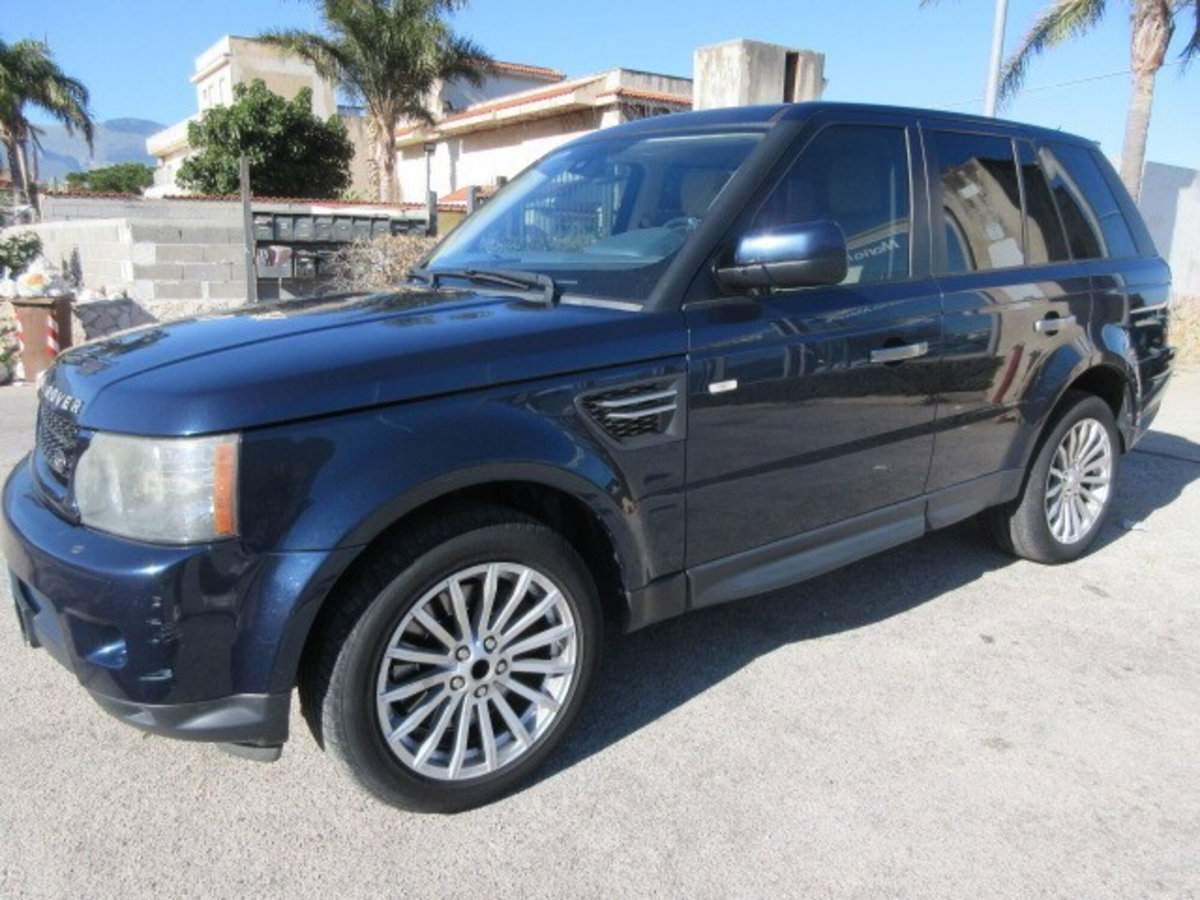 Land Rover Range Rover Sport 3.0 SDV6 HSE (4)