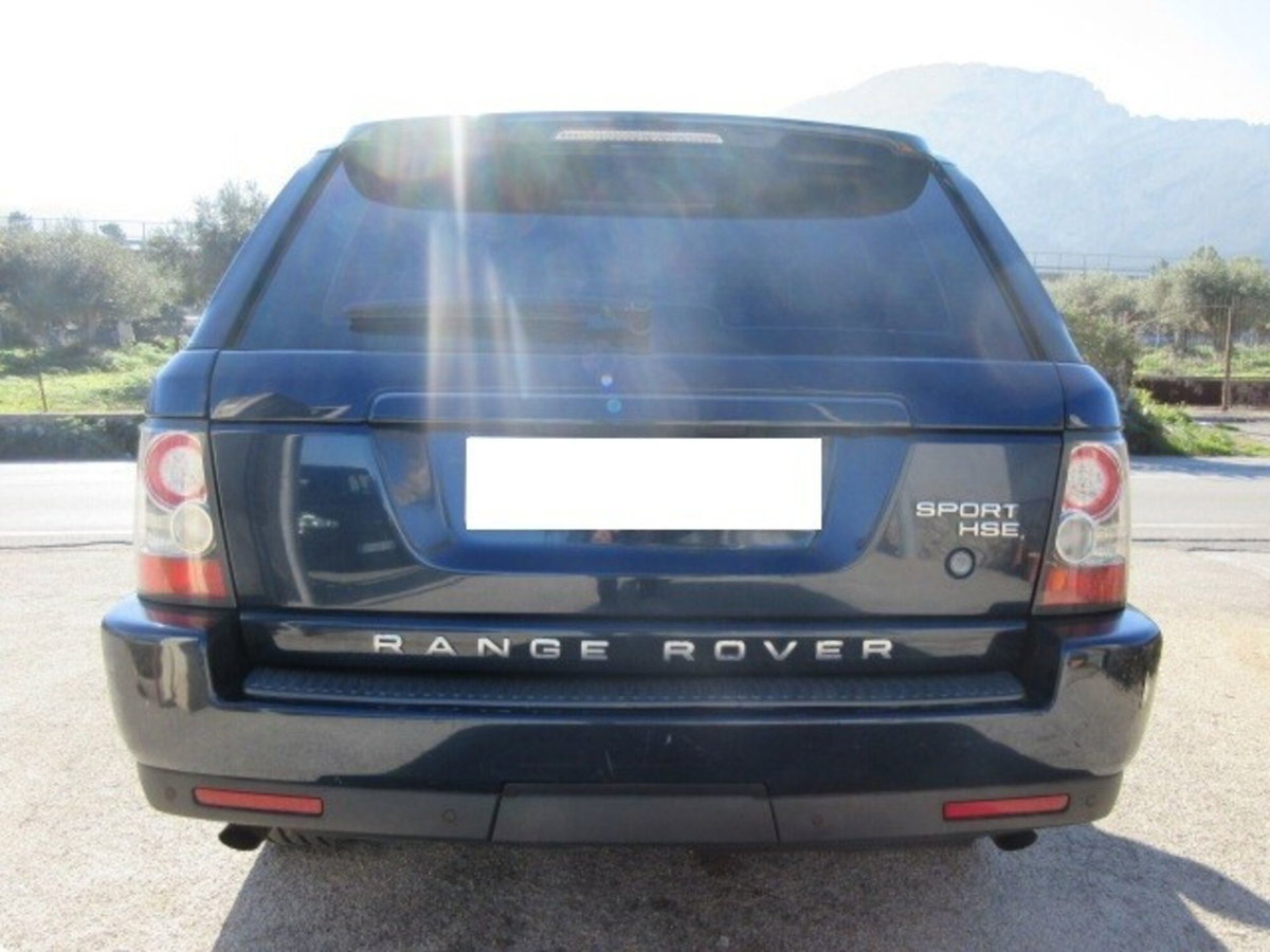 Land Rover Range Rover Sport 3.0 SDV6 HSE (7)