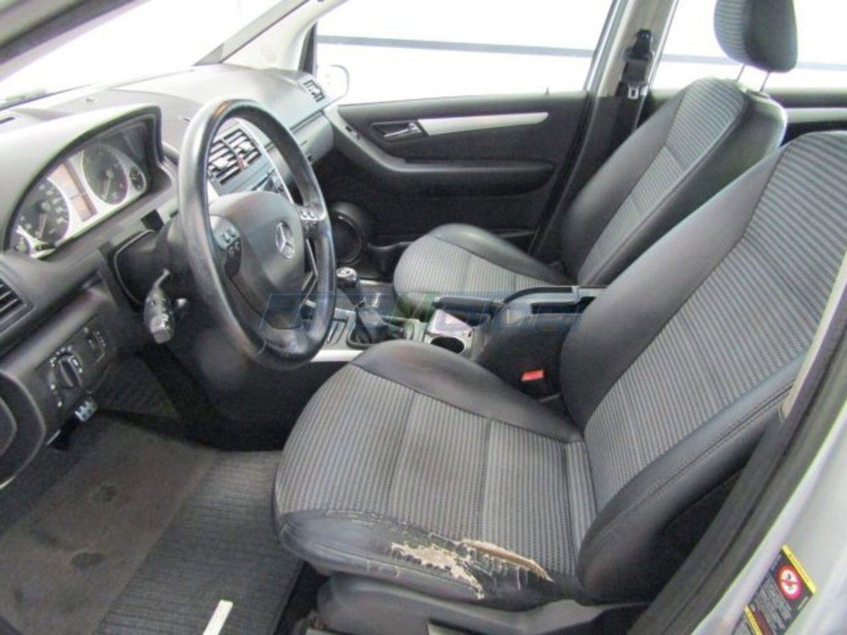 Mercedes-Benz Classe A 180 CDI Avantgarde (10)