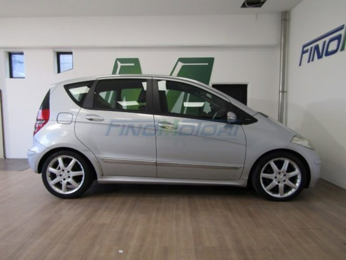 Mercedes-Benz Classe A 180 CDI Avantgarde (12)