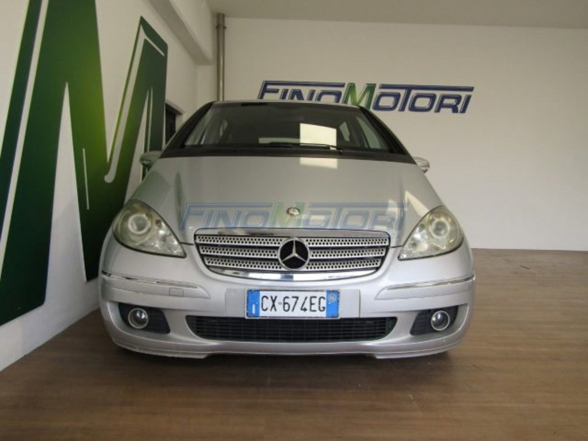 Mercedes-Benz Classe A 180 CDI Avantgarde (2)