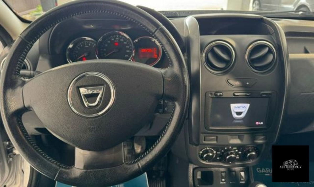 Dacia Duster 1.5 dCi 110CV 4x2 Ambiance (8)