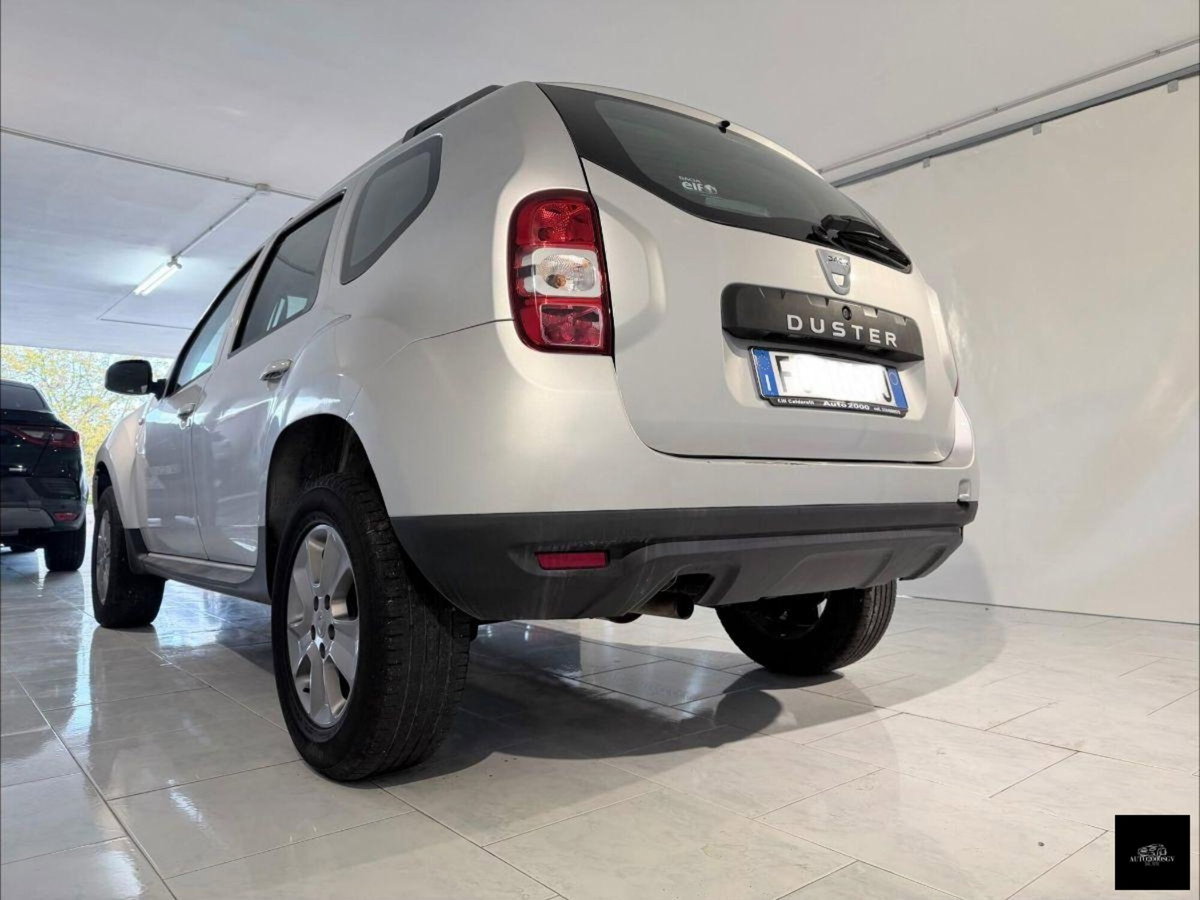Dacia Duster 1.5 dCi 110CV 4x2 Ambiance (13)