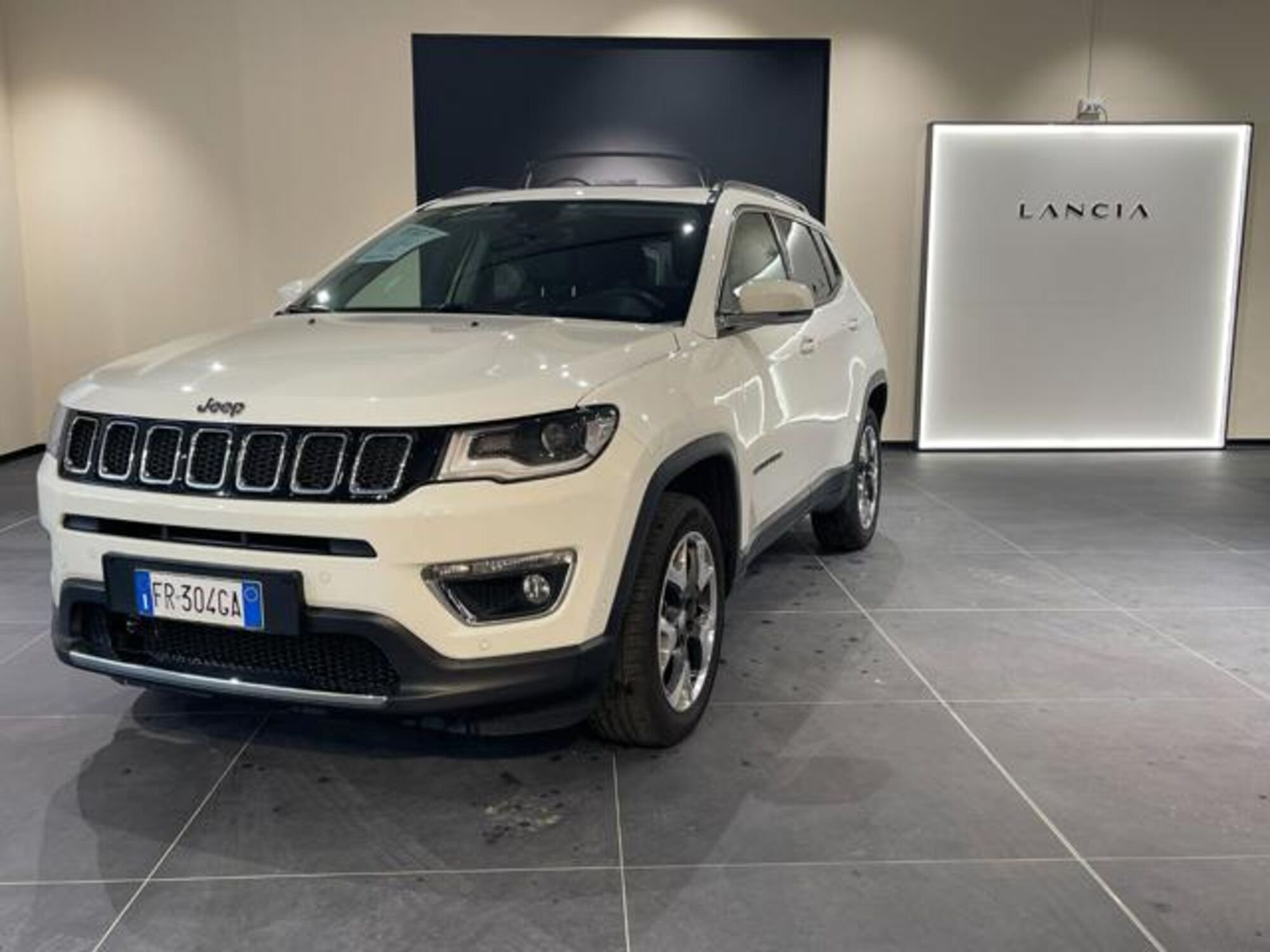 Jeep Compass 2.0 Multijet II aut. 4WD Limited my 17