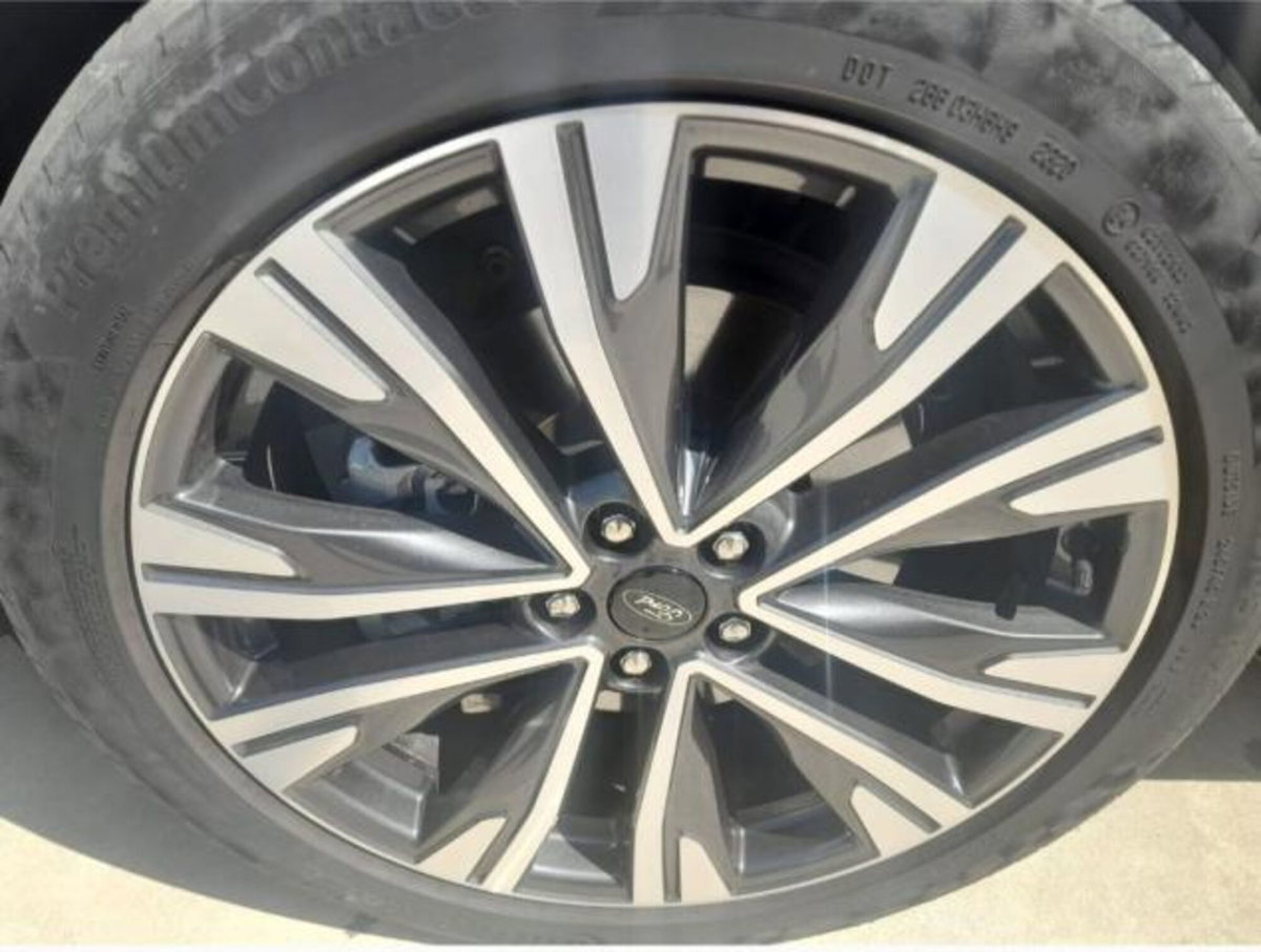 Ford Kuga 2.5 Plug In Hybrid 225 CV CVT 2WD ST-Line X (10)