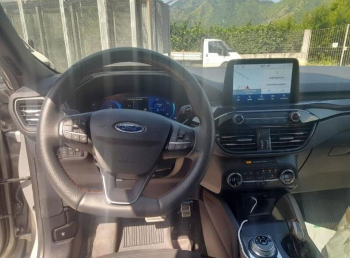 Ford Kuga 2.5 Plug In Hybrid 225 CV CVT 2WD ST-Line X (6)