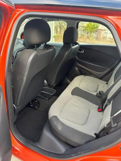 Renault Captur 1.5 dCi 8V 90 CV EDC Start&Stop Intens (3)