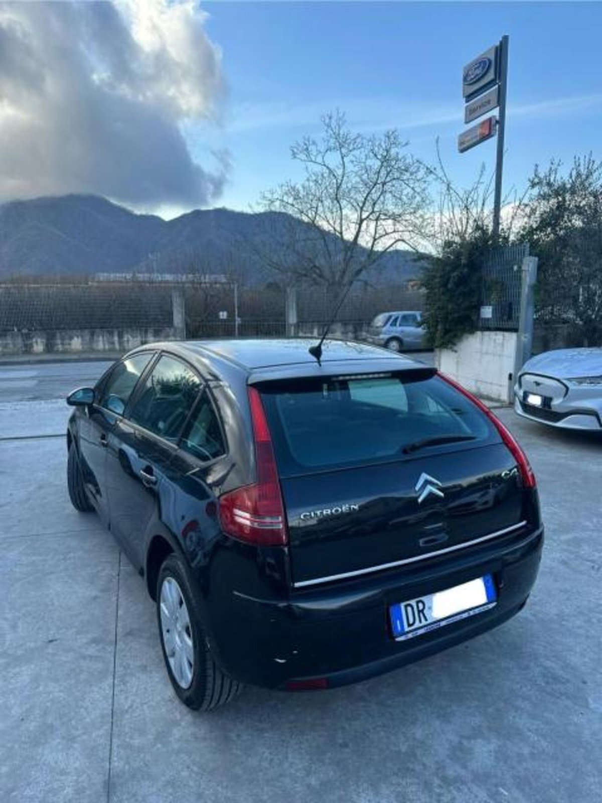 Citroen C4 1.6 HDi 90CV Classique (3)