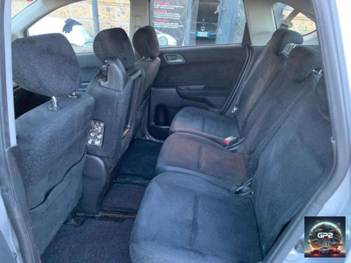 Honda FR-V 16V i-CTDi Comfort (10)