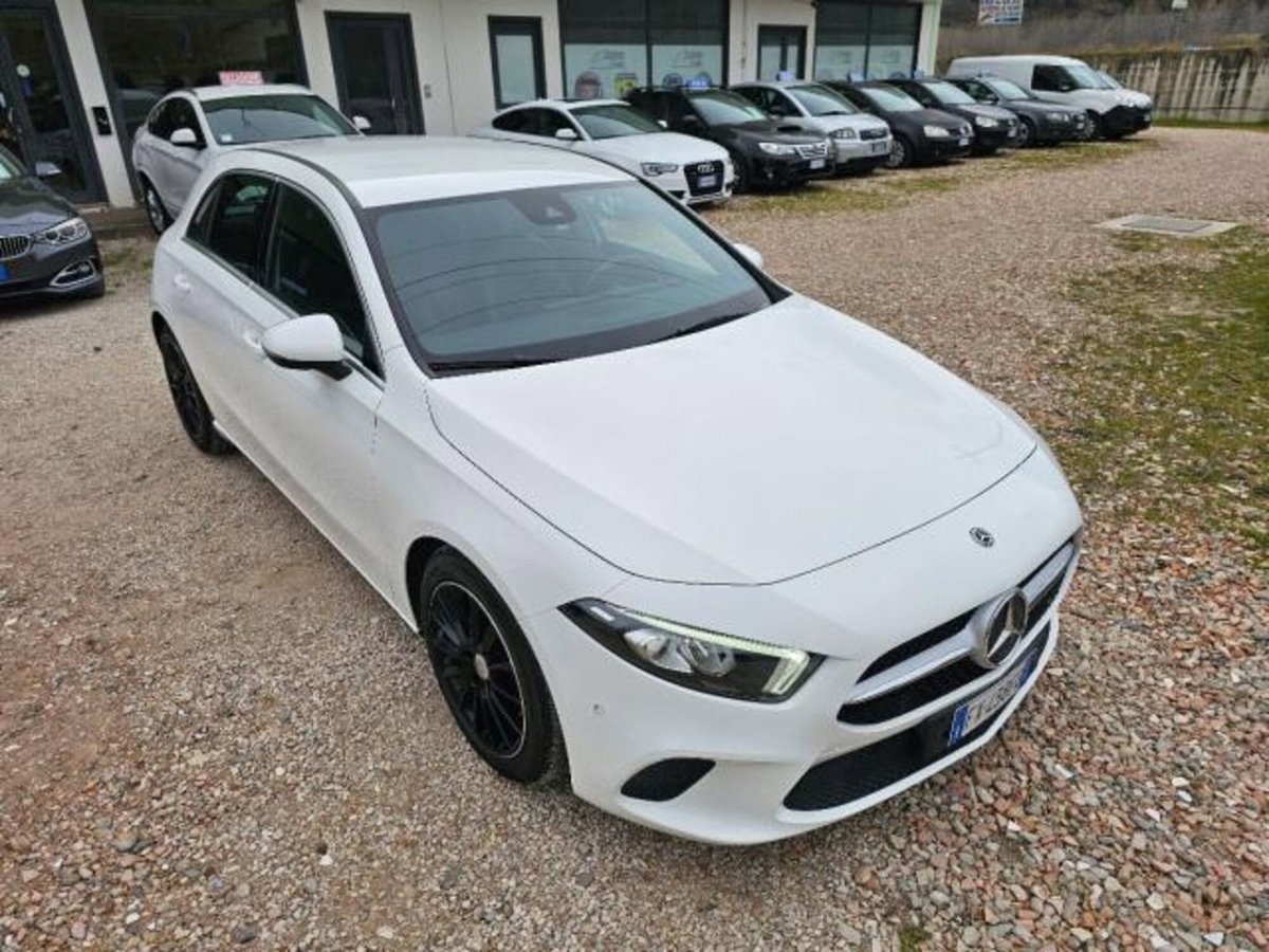 Mercedes-Benz Classe A 160 d Sport (12)