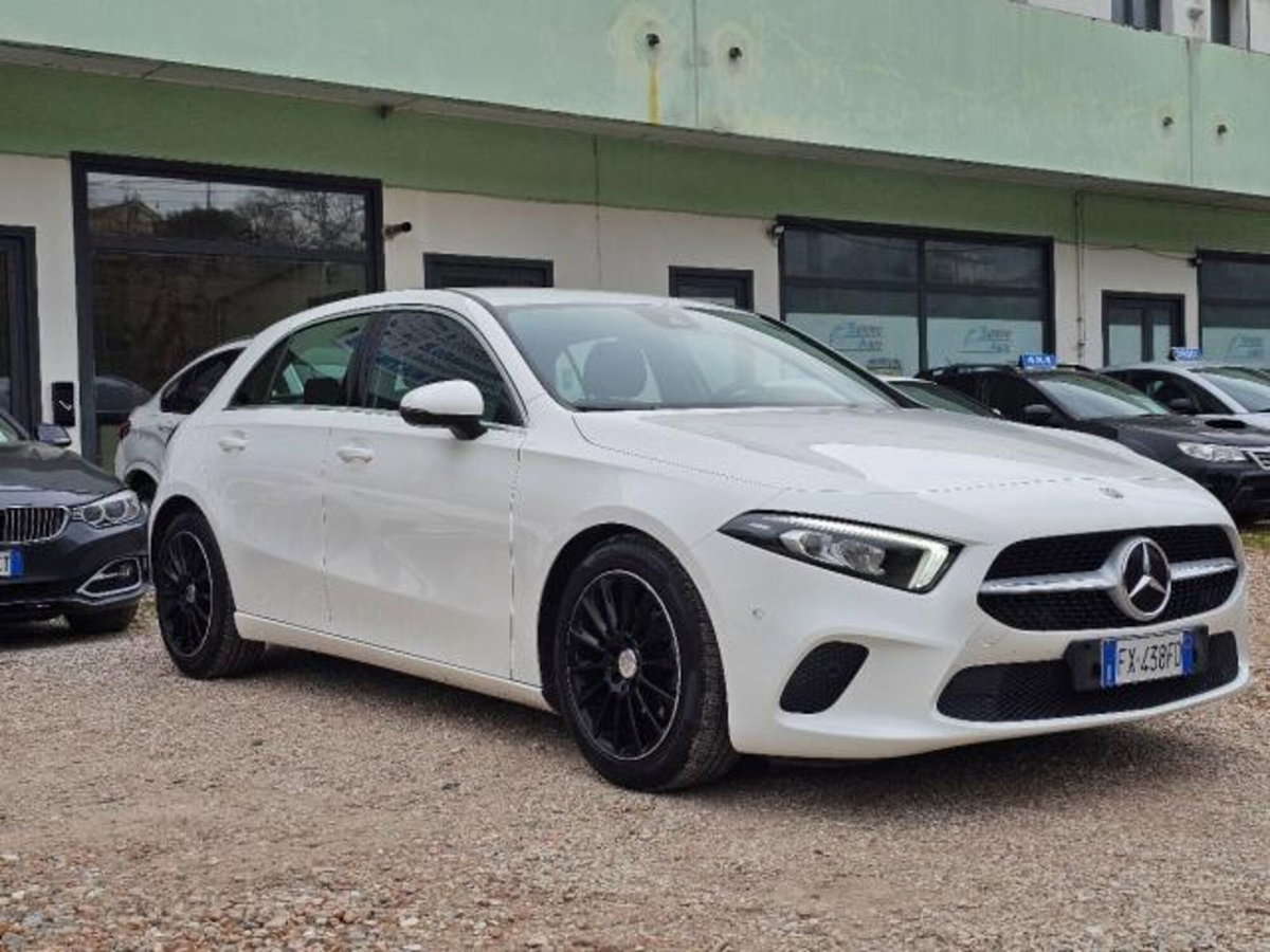 Mercedes-Benz Classe A 160 d Sport (13)