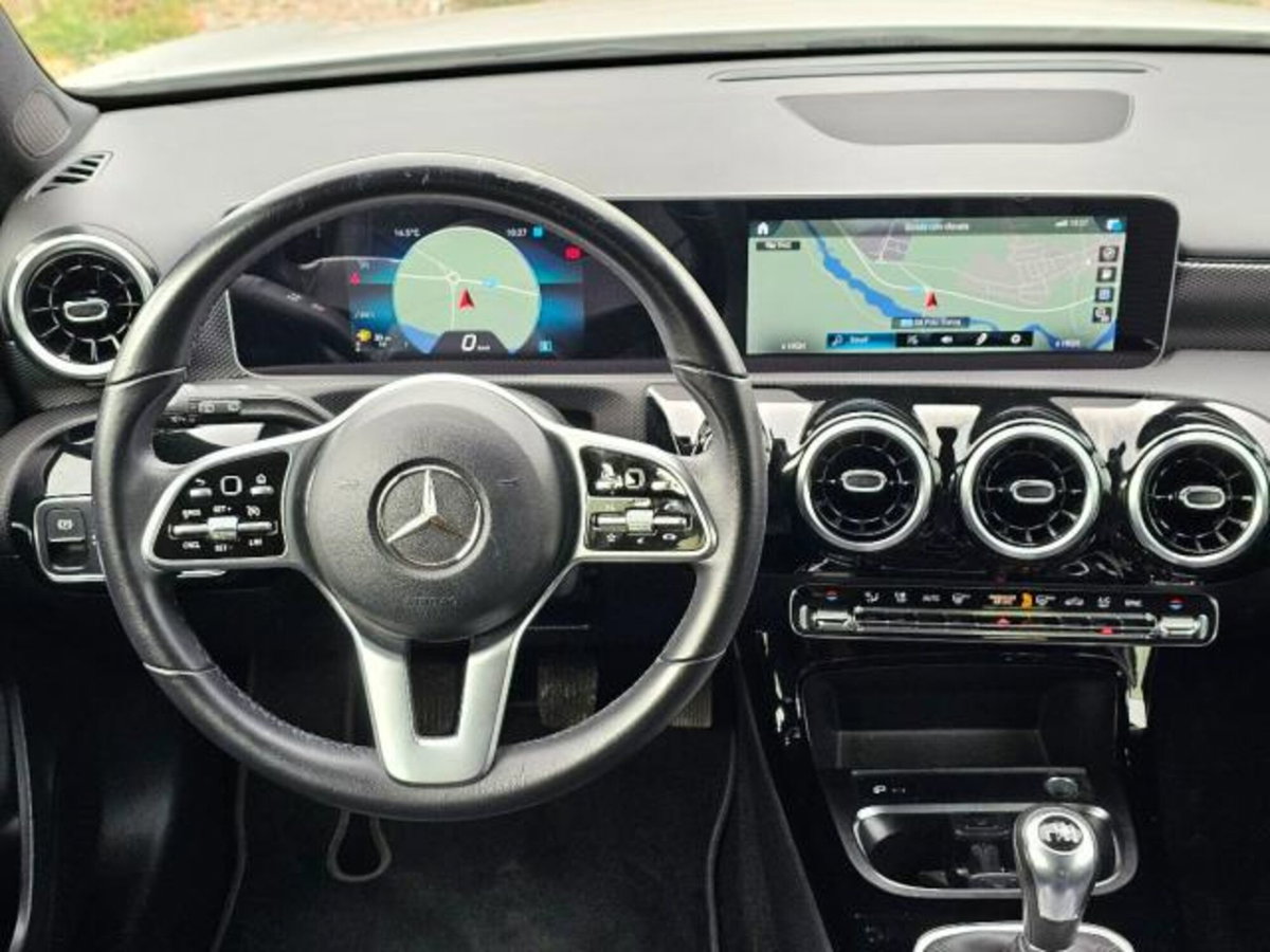 Mercedes-Benz Classe A 160 d Sport (17)