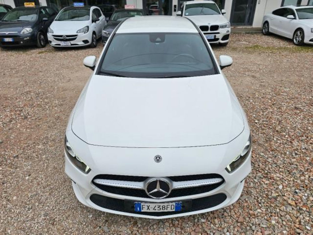 Mercedes-Benz Classe A 160 d Sport (3)