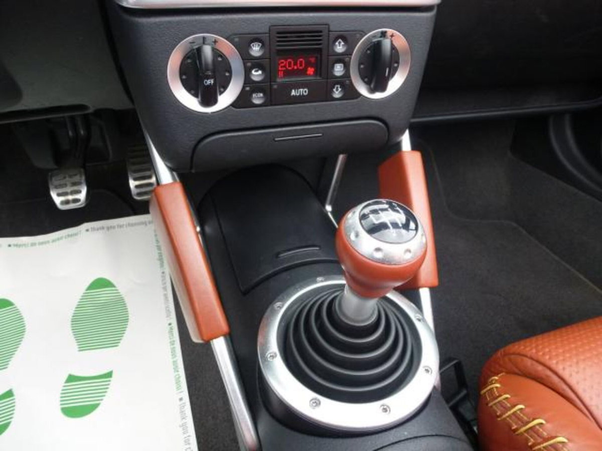 Audi TT Cabrio 1.8 T 20V 150 CV cat (17)