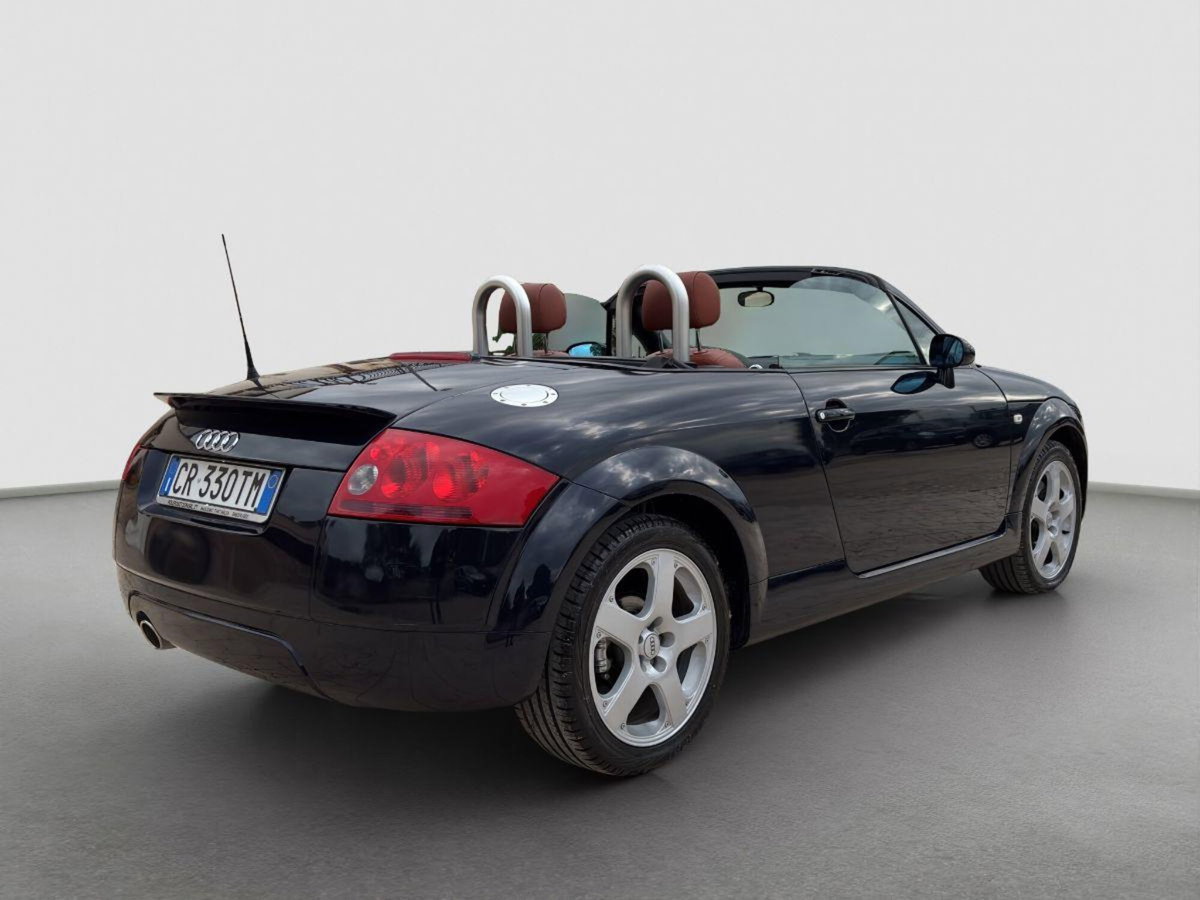 Audi TT Cabrio 1.8 T 20V 150 CV cat (11)