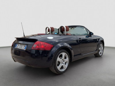 Audi TT Cabrio 1.8 T 20V 150 CV cat (11)