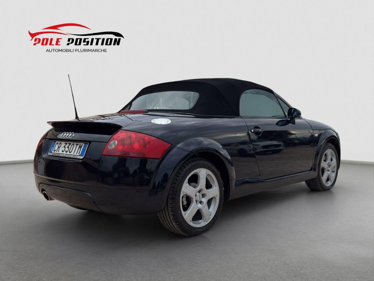 Audi TT Cabrio 1.8 T 20V 150 CV cat (5)