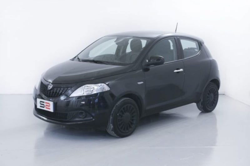 Lancia Ypsilon 1.0 FireFly 5 porte S&S Hybrid Silver Plus