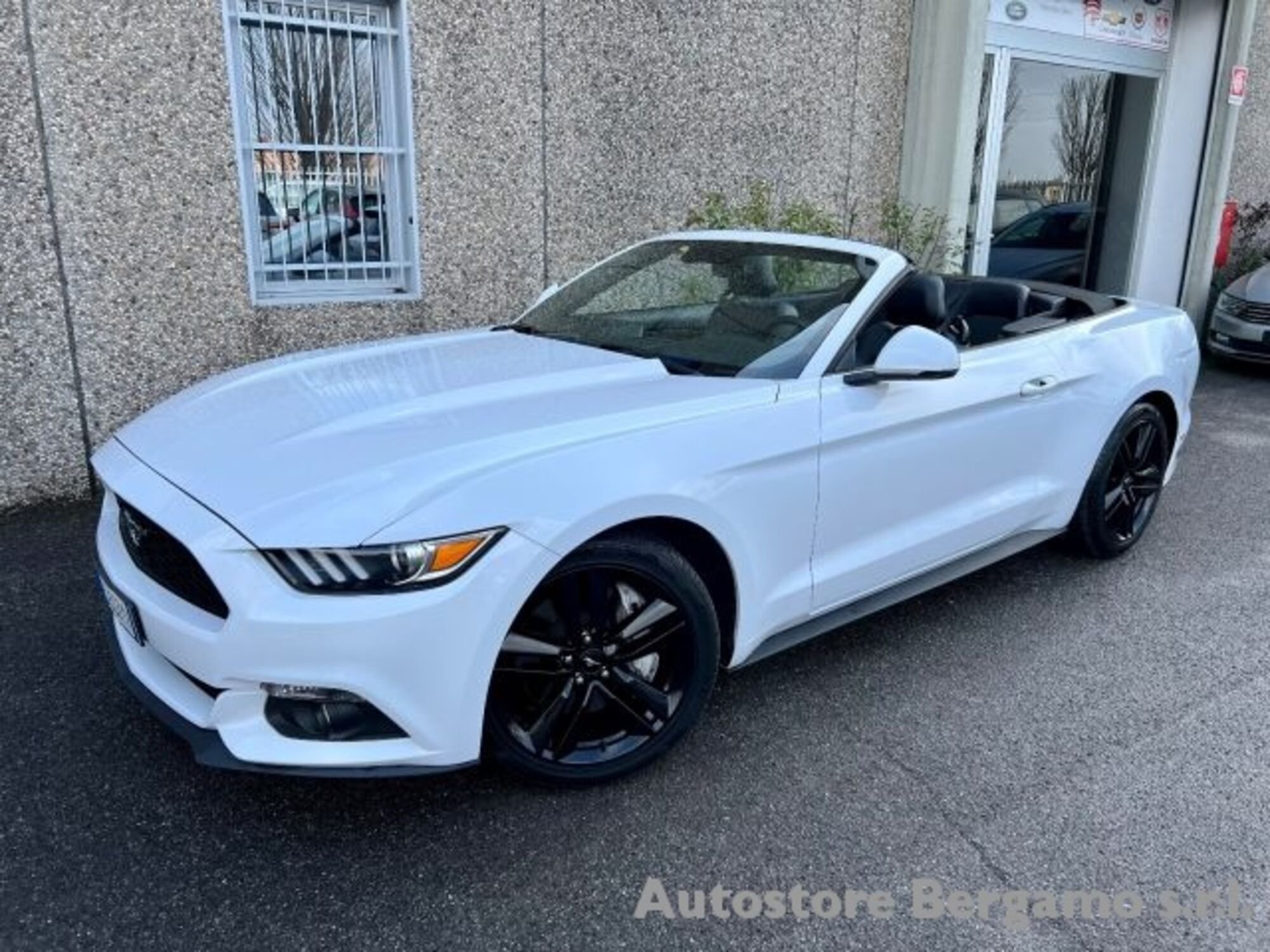 Ford Mustang Cabrio Convertible 2.3 EcoBoost aut. my 15