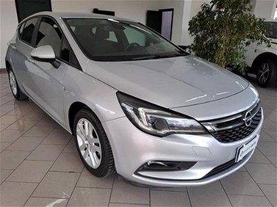 Opel Astra 1.6 CDTi 110CV Start&Stop 5 porte Elective usata