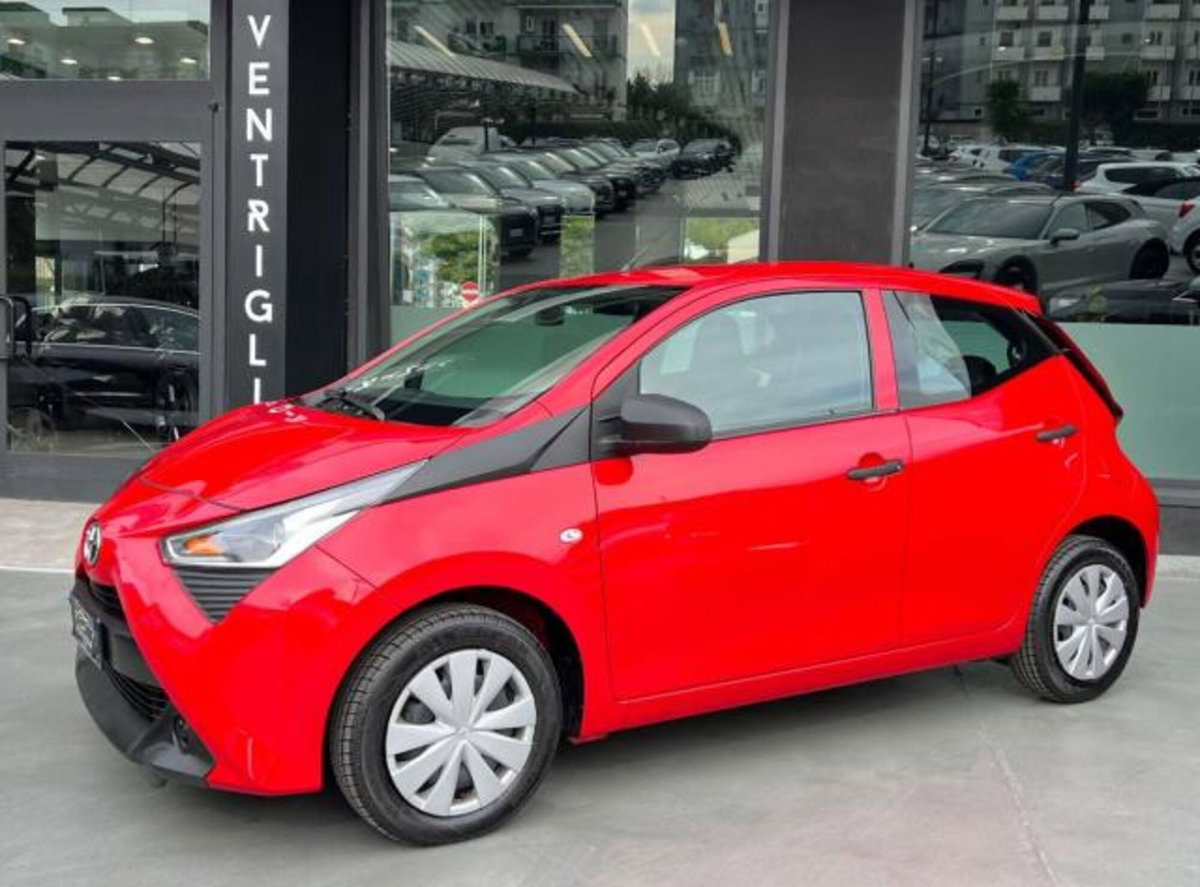 Toyota Aygo 1.0 VVT-i 72 CV 5 porte x-cool (5)