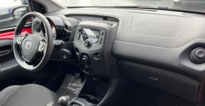 Toyota Aygo 1.0 VVT-i 72 CV 5 porte x-cool (7)