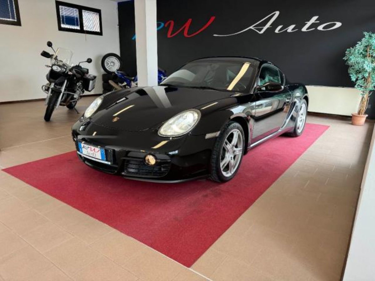 Porsche Cayman 2.7