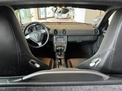 Porsche Cayman 2.7 (10)