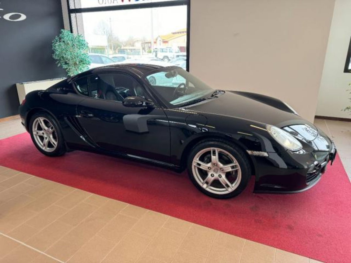 Porsche Cayman 2.7 (3)