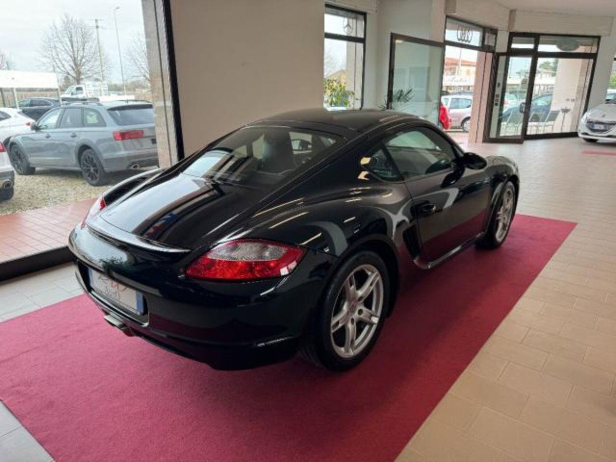Porsche Cayman 2.7 (5)
