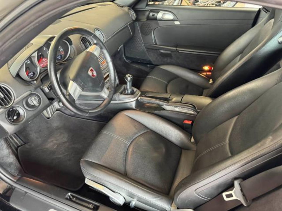 Porsche Cayman 2.7 (9)