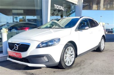 Volvo V40 Cross Country D2 Geartronic Business my 17 usata