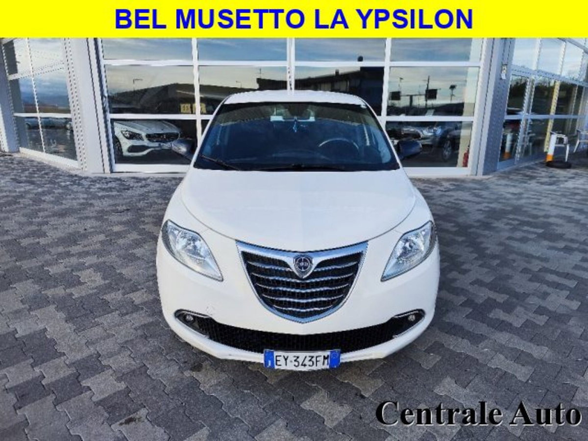 Lancia Ypsilon 1.3 MJT 16V 95 CV 5 porte S&S Gold (15)