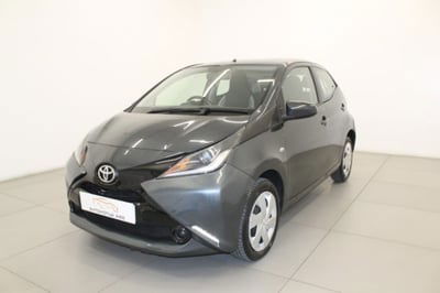 Toyota Aygo 1.0 VVT-i 69 CV 5 porte x-cool TSS usata