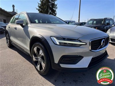 Volvo V60 Cross Country D4 AWD Geartronic Pro  usata