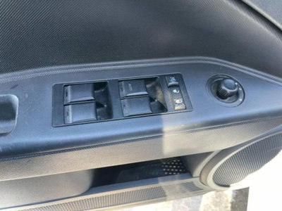 Dodge Caliber 2.0 Turbodiesel SXT (16)