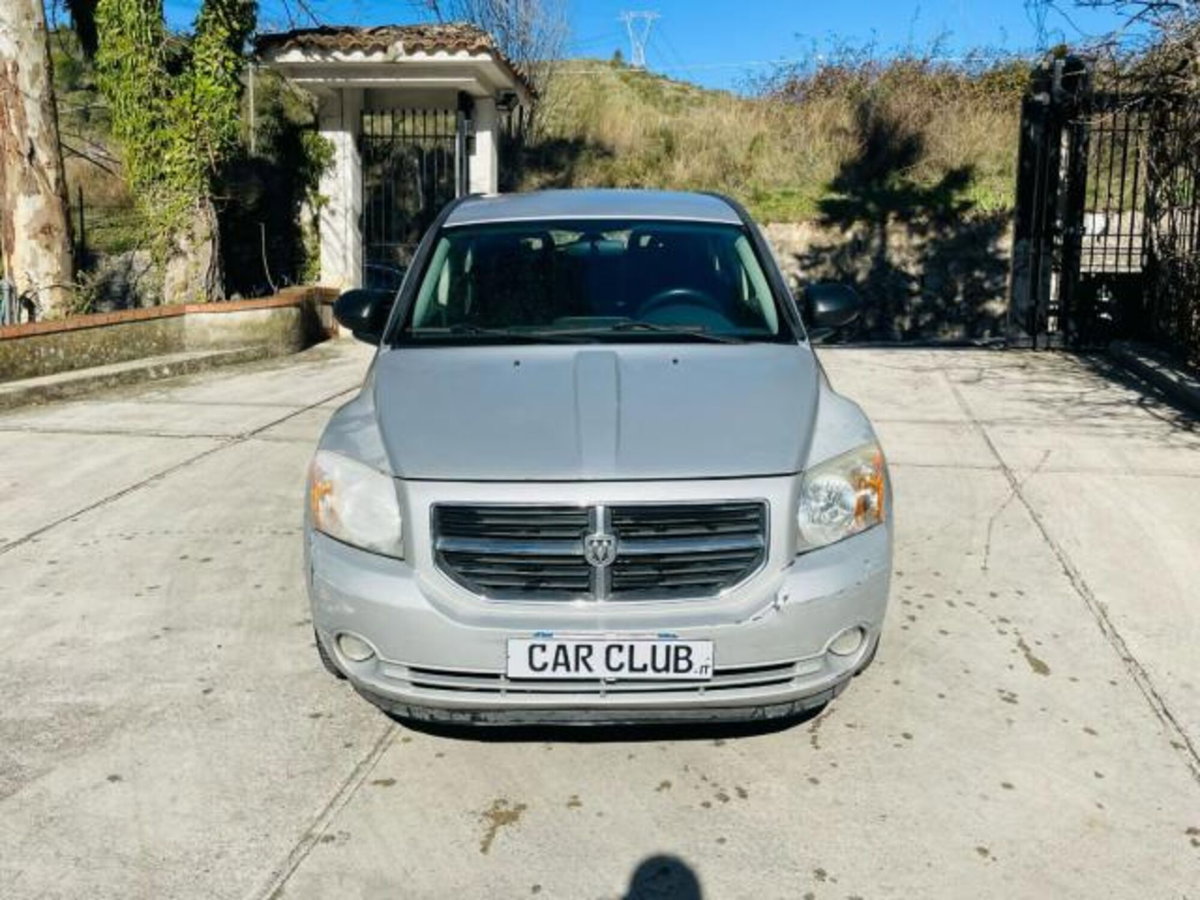Dodge Caliber 2.0 Turbodiesel SXT (2)