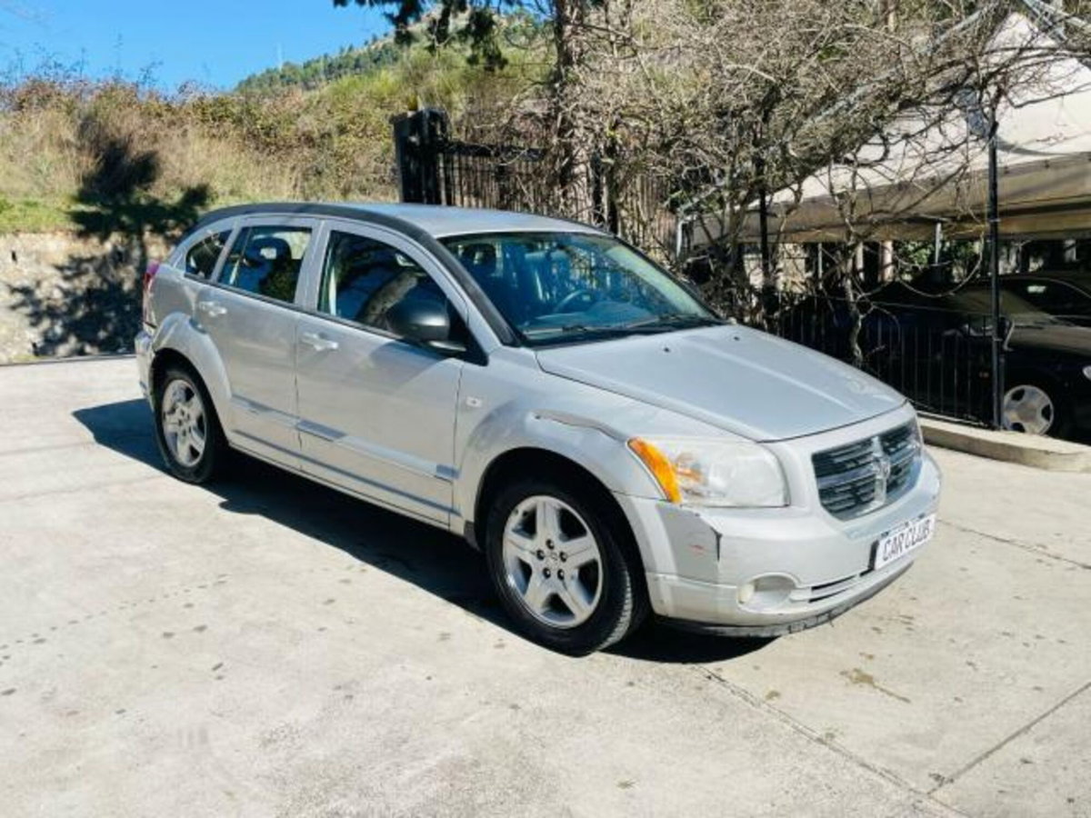 Dodge Caliber 2.0 Turbodiesel SXT (3)