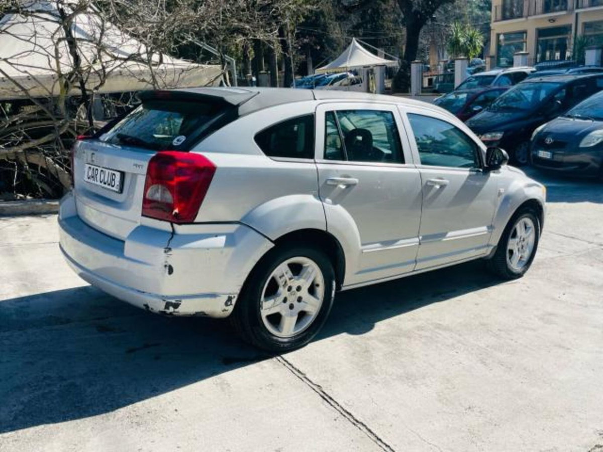 Dodge Caliber 2.0 Turbodiesel SXT (4)